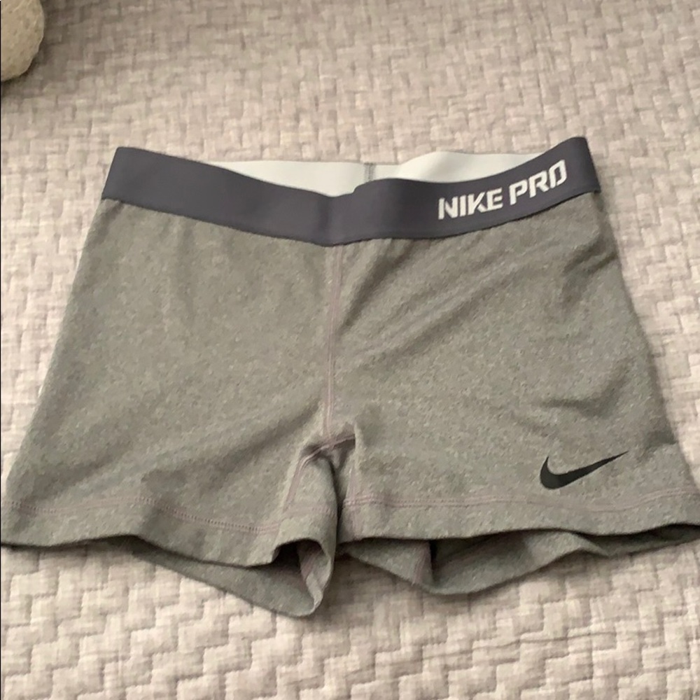 Nike Pro Dri-Fit shorts size small